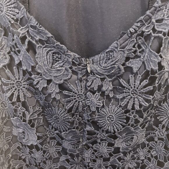 LULUS Dress Love Poem Crochet Lace Mini Open Back Navy Blue Medium NWT Wedding - Picture 6 of 8